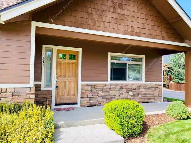 Building Photo - 3-Bedroom Home with RV Parking