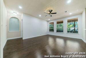Building Photo - 26923 Camellia Trce
