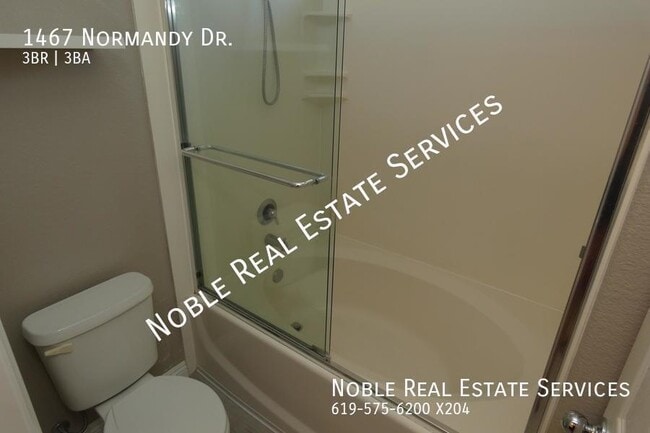 Building Photo - 1467 Normandy Dr