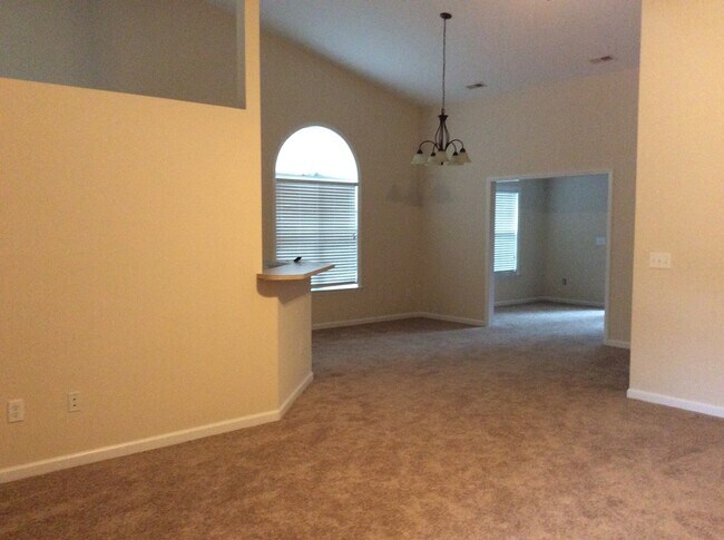 Building Photo - Beautiful home in Carolina Pines