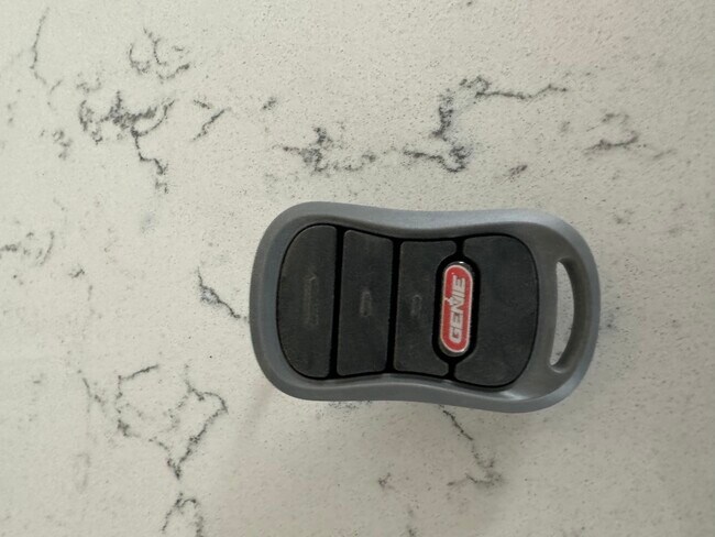 Building Photo - 2252 Robert Gwynne Dr