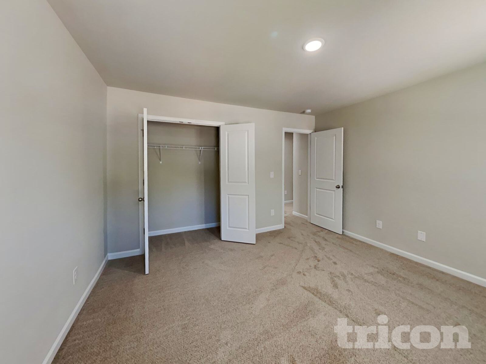 Building Photo - 228 Spring Knoll Dr