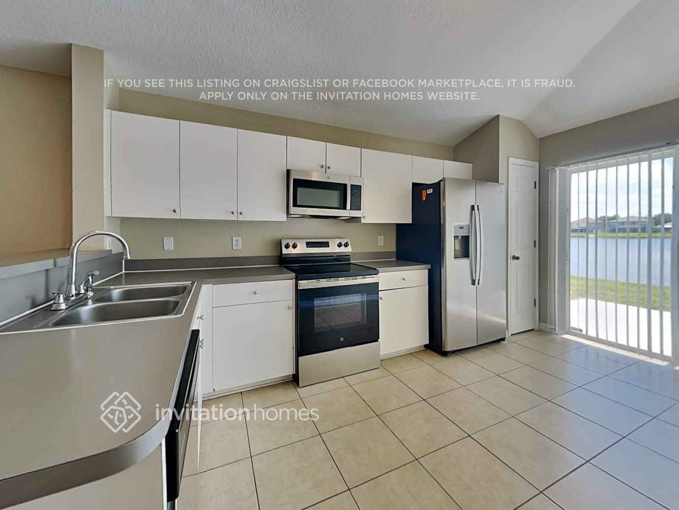 Building Photo - 10618 Lakeside Vista Dr