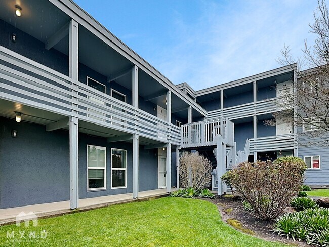 Building Photo - 22612 6th Ave S