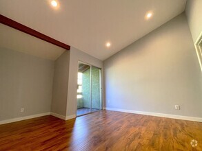 Building Photo - Charming 2-Bedroom Condo with Loft in Prim...