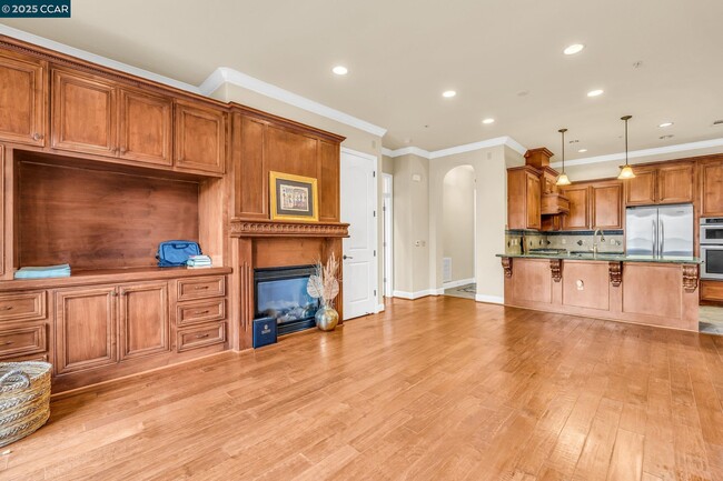 Building Photo - 1212 Sonata Dr