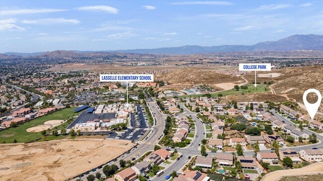 Building Photo - 26426 Mare Ln