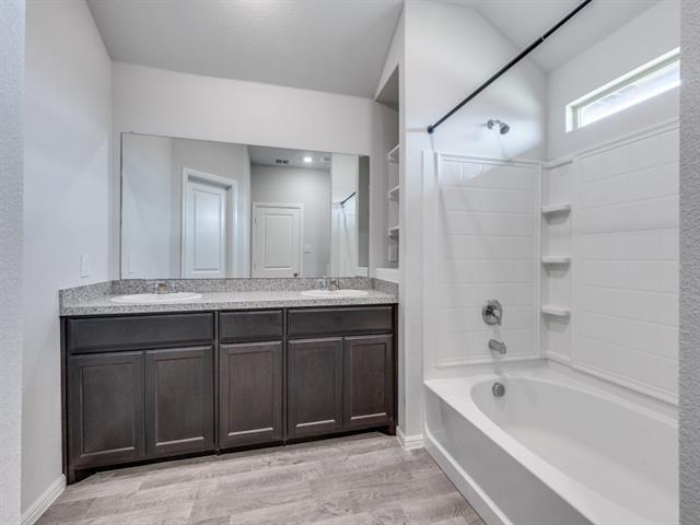 Building Photo - 545 Houndstooth Dr