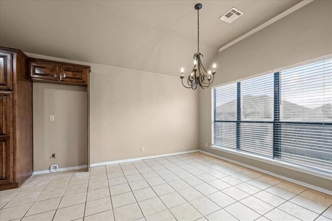 Building Photo - 17029 Woodvine Dr