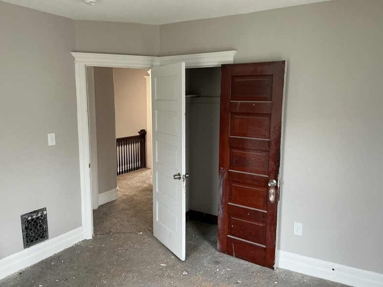 Building Photo - 40 Ferrin Pl