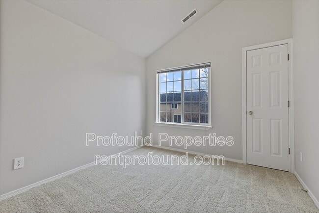 Building Photo - 17634 SW September Ln