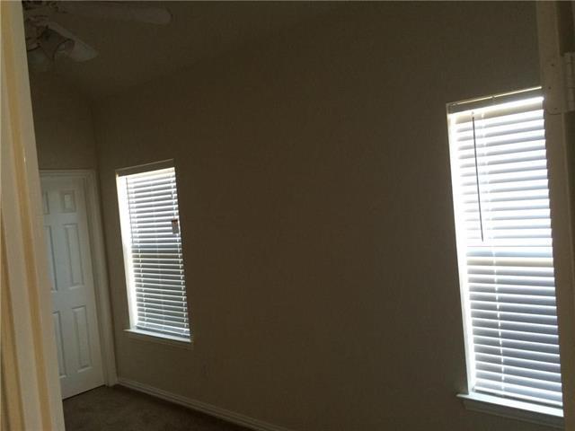 Building Photo - 121 Wildwood Ct