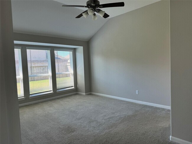 Building Photo - 24515 Bludana Ln