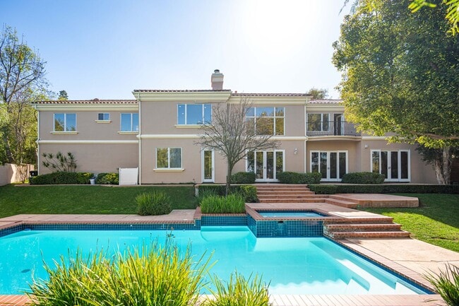 Primary Photo - Elegant Dream Escape - Hills of Studio City