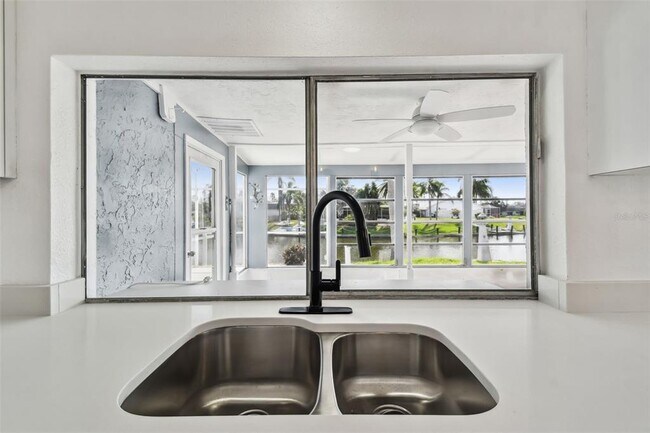 Building Photo - 3248 Rock Valley Dr