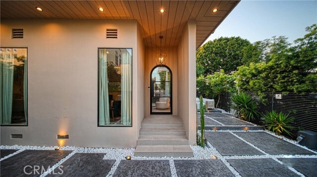 Building Photo - 8840 Ashcroft Ave