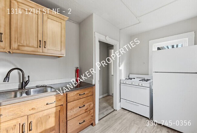 Building Photo - 1314 12th St NE