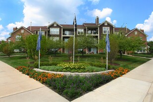 Building Photo - Green Trails Apartments