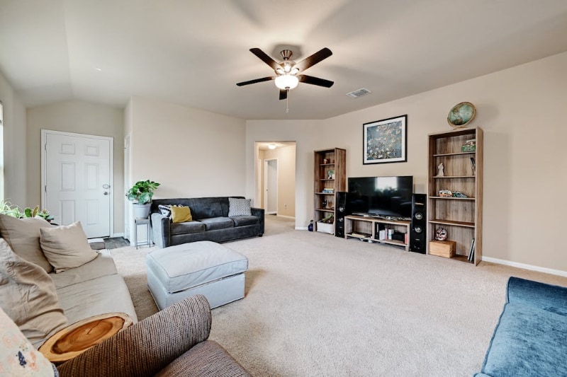 Building Photo - 12108 Riprap Dr