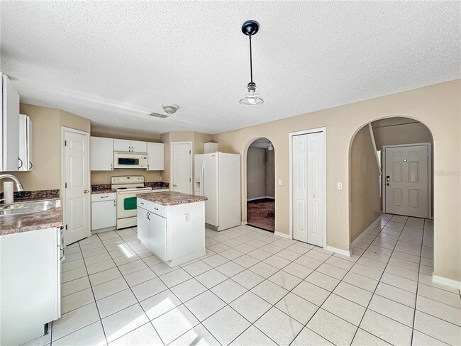 Building Photo - 118 Oak View Pl