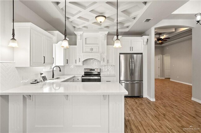 Building Photo - 35 N 30th St