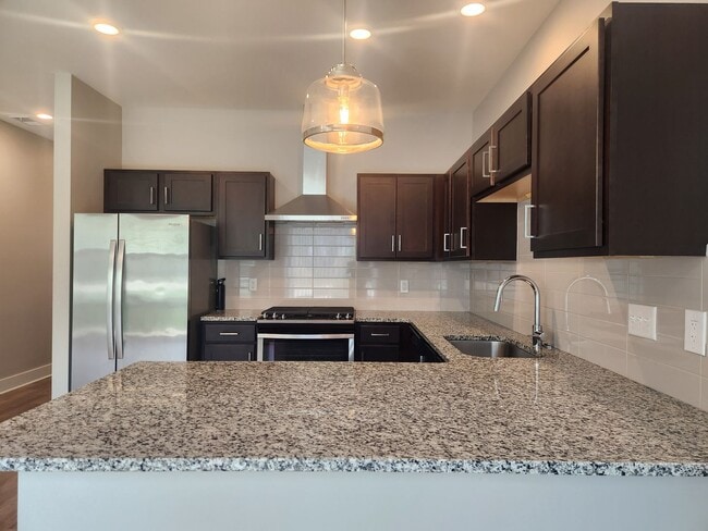 Building Photo - Two Bedroom Townhome