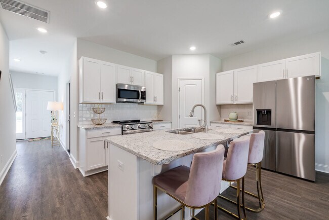 Building Photo - 127 Belleau Woods Cir