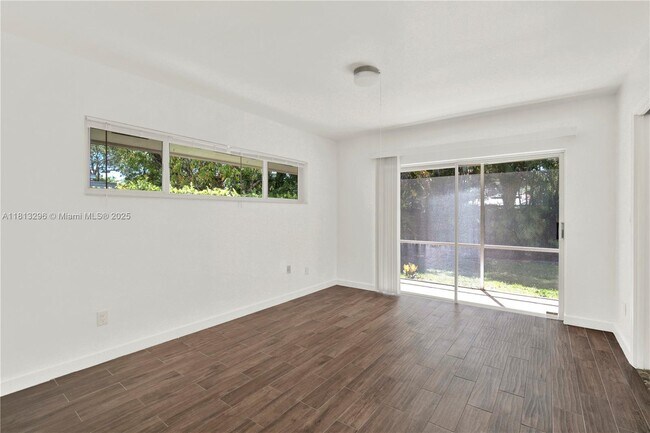 Building Photo - 11713 SW 81st Rd