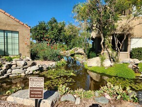 Building Photo - 5122 E Shea Blvd