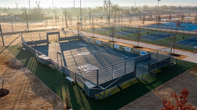 Building Photo - 966 Hangar Dr