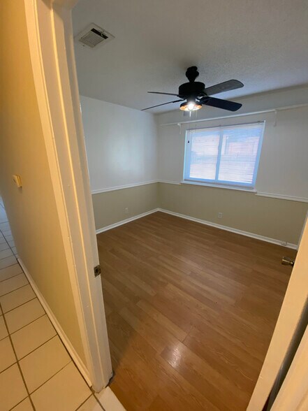 Building Photo - 2709 Shawn Dr