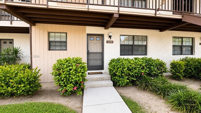 Building Photo - 5339 Treetops Dr