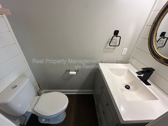 Building Photo - 3421 Kistler Ct