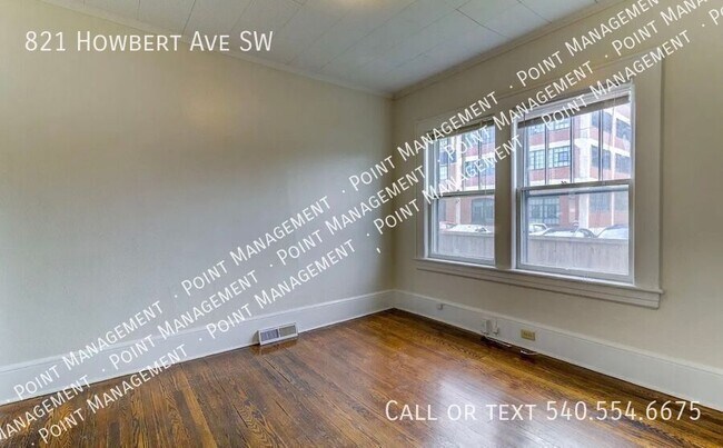 Building Photo - 821 Howbert Ave SW