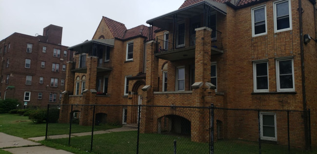 Primary Photo - LaSalle Apartments LLC