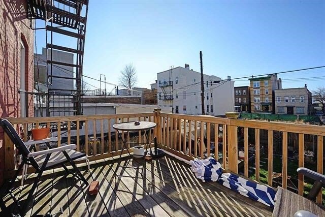 Building Photo - 477 Palisade Ave