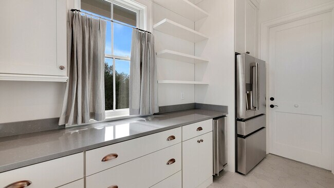 Building Photo - 1058 Debordieu Blvd