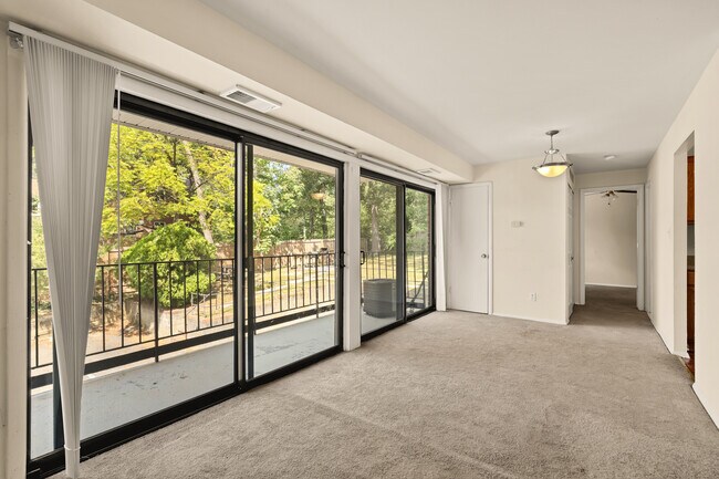 5105-202 - 5105 10th Pl S