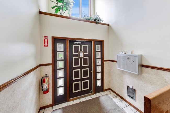 Building Photo - 639 Big Timber Dr