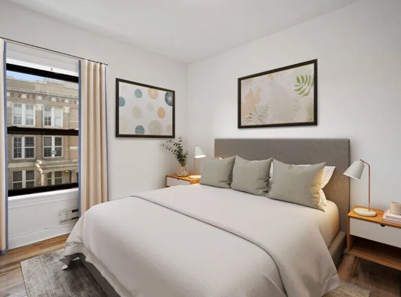 Building Photo - 812 W Waveland Ave