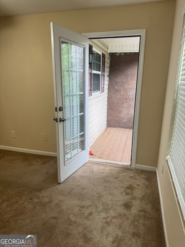 Building Photo - 1483 Box Cir