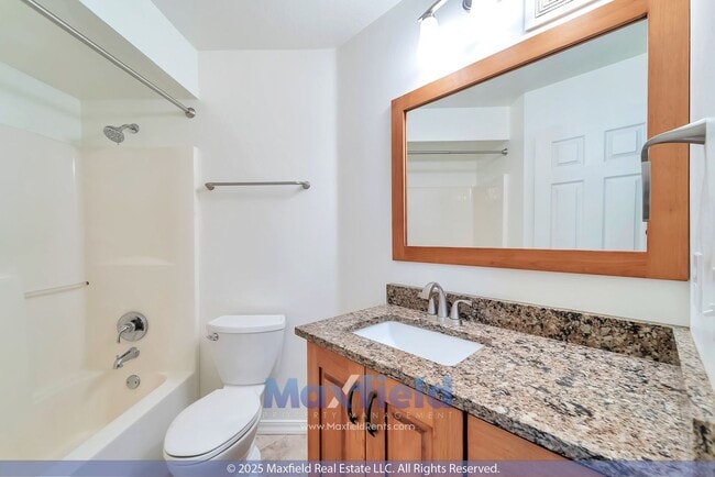 Building Photo - Stoney Brook Condos Unit #2 - 2BD - 2BTH 1GAR