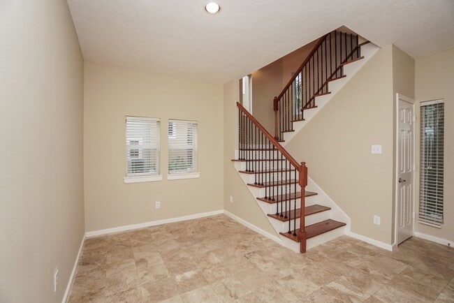 Building Photo - 5730 Kansas St