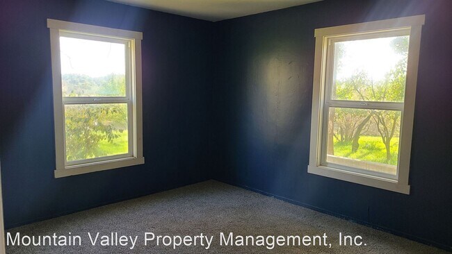 Building Photo - 3 br, 2 bath House - 12332 Silver Springs ...