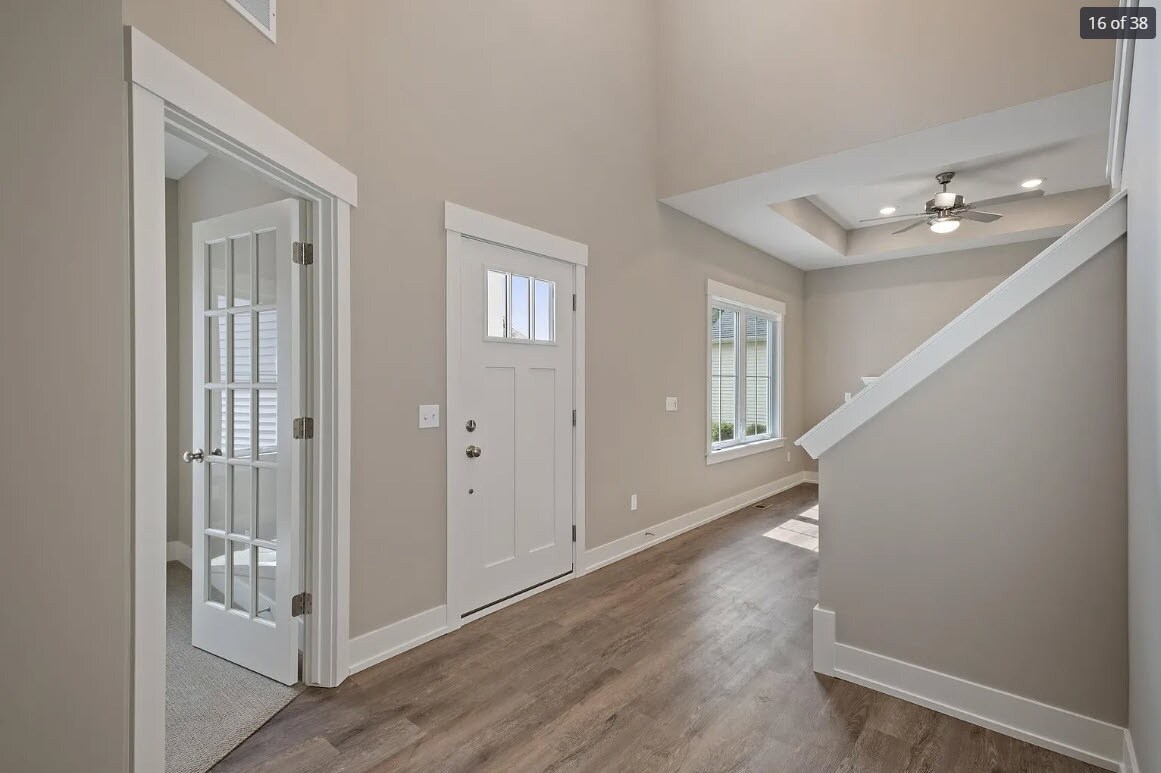 Building Photo - 5453 W Heathwood Dr SE