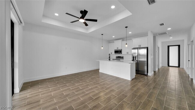 Building Photo - 328 Gordon Ave S