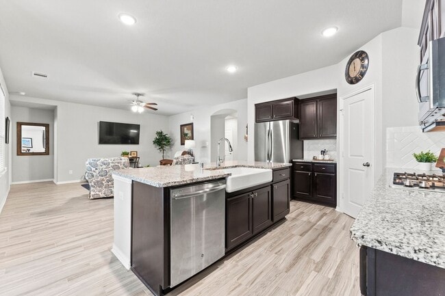 Building Photo - 3815 Wright's Landing Dr