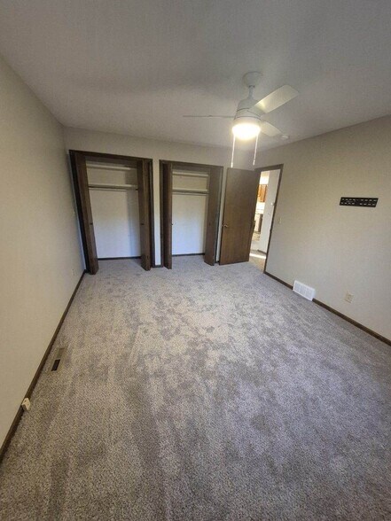 Building Photo - 4906 Russell St