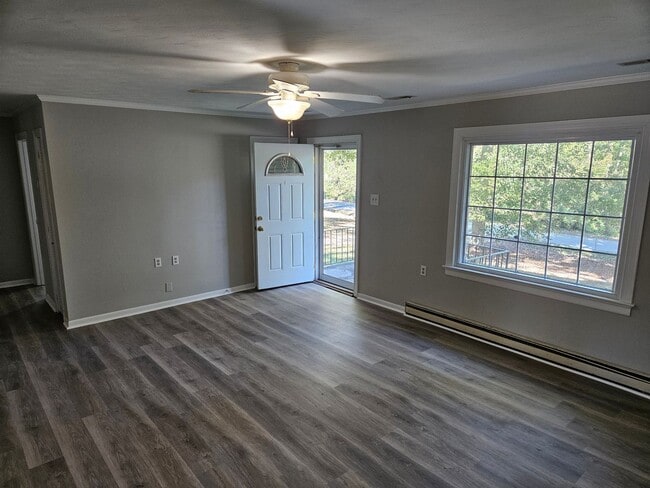 Building Photo - Charming Updated 3 Bedroom Home with Large...