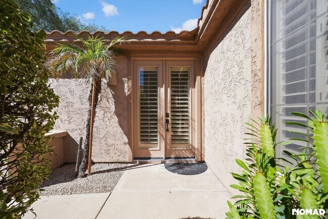 Building Photo - 7742 E Los Gatos Dr